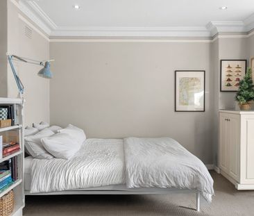 Paddington Retreat Steps from Oxford Street & Centennial Park - Photo 2