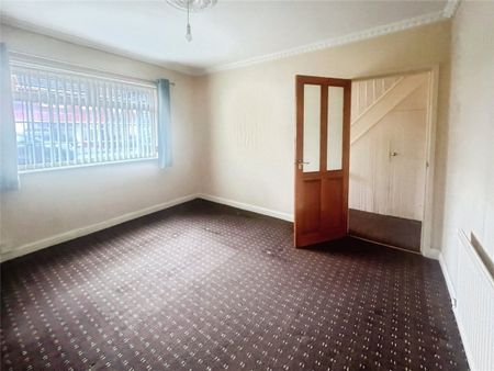 Roderick Drive, Wolverhampton, West Midlands, WV11 - Photo 3