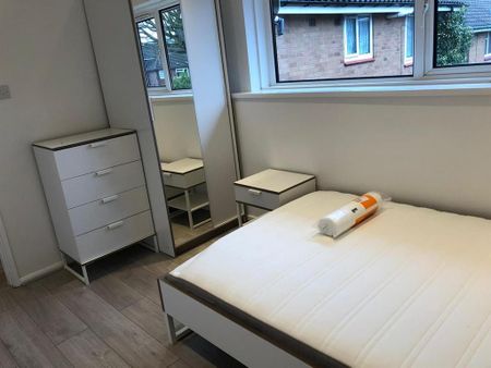 2 bedroom apartment to rent - Photo 3