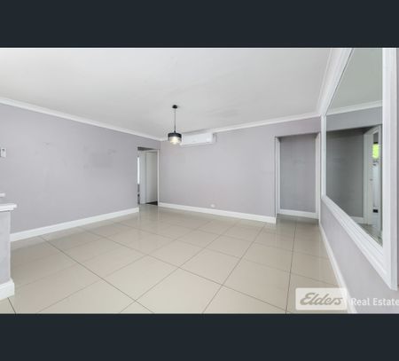 4 Jubilee Drive, Waikiki, WA 6169 - Photo 4