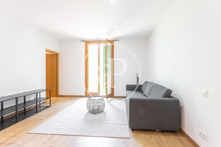 Apartment for Rent on Passeig Sant Joan - Photo 2