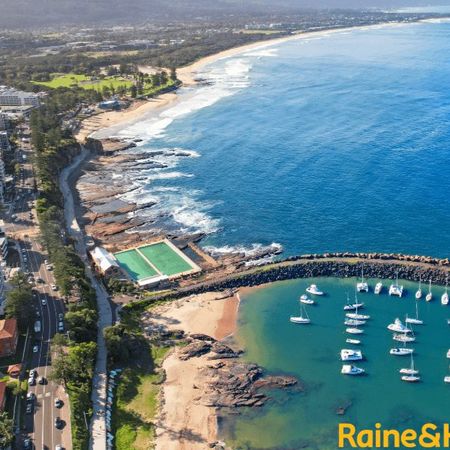 Just One Block From North Wollongong Beach - Photo 4