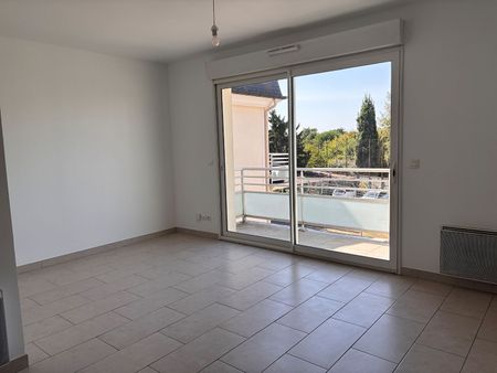 Location Appartement 2 pièces 47m² - Photo 5