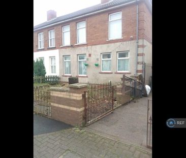 3 bedroom semi-detached house to rent - Photo 3