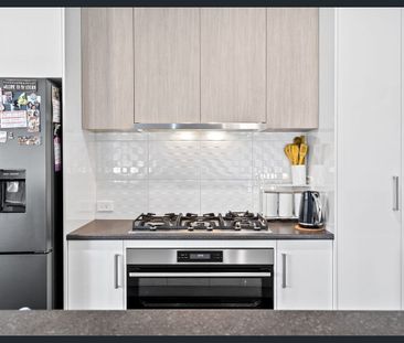 House For Rent - Photo 5