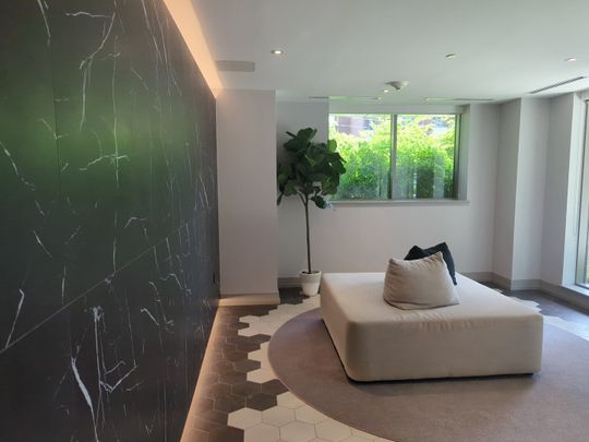 For Lease - 1 Cardiff Road Unit# 302, Toronto, Ontario - Photo 1