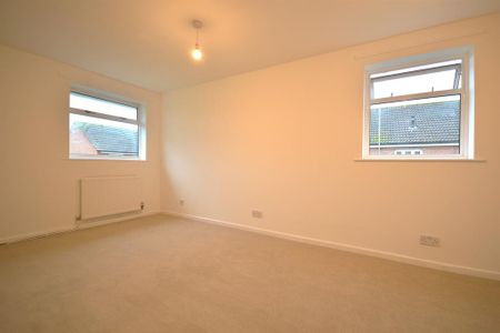 3 bedroom end of terrace house to rent - Photo 5
