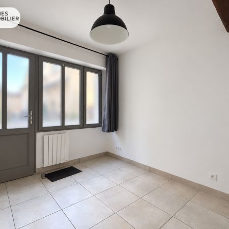 Location Appartement 1 pièce 24m² - Photo 4