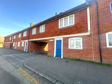 Boleyn Court, Canterbury - Photo 3