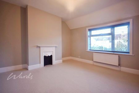 3 bedroom end of terrace house to rent - Photo 5