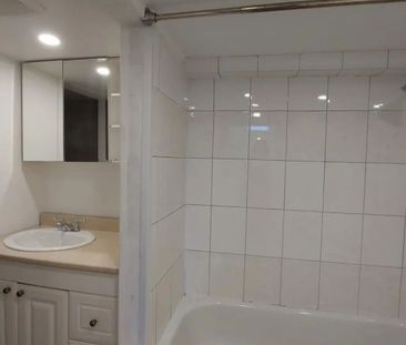 For Lease - 432 Bloor Street, Oshawa, Ontario - Photo 4