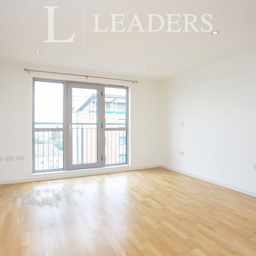 studio to rent Enterprise Place, 175 Church Street East, Woking, GU21 - Photo 1