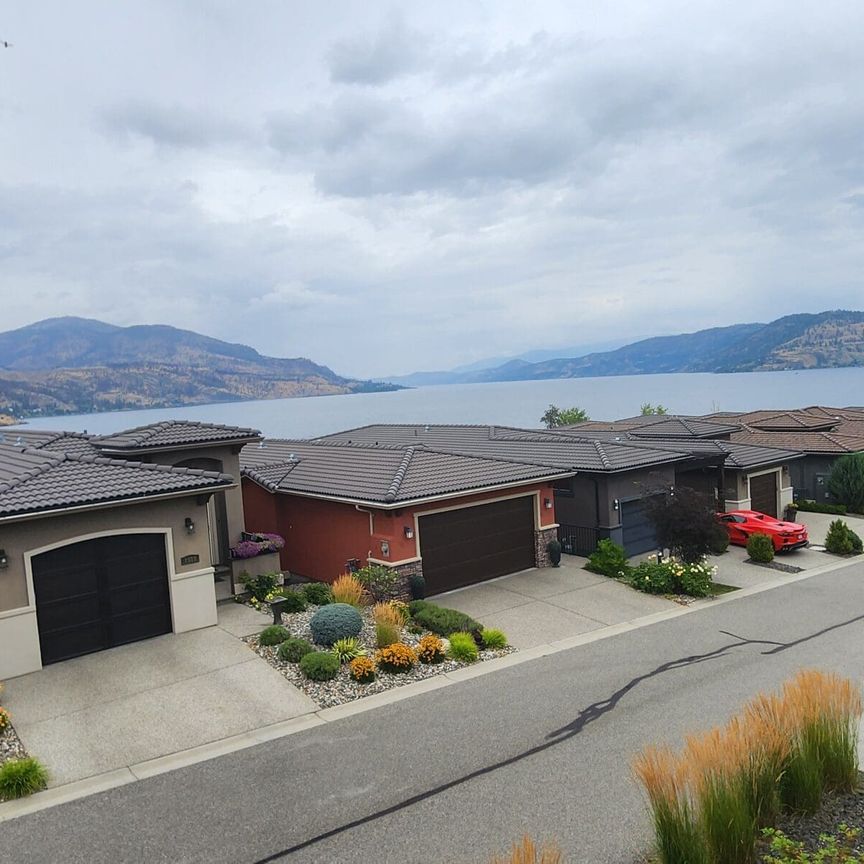4 bed 3 bath home with Lake view in Harbor Ridge - Photo 1