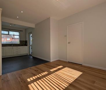 3 Queensway, Carryduff, Belfast, BT8 8NX - Photo 6