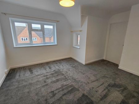 Westfield Place, Yeovil - Photo 4