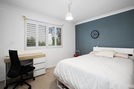 Furnished Maroubra Apartment with Spectacular Private Rooftop - Photo 4