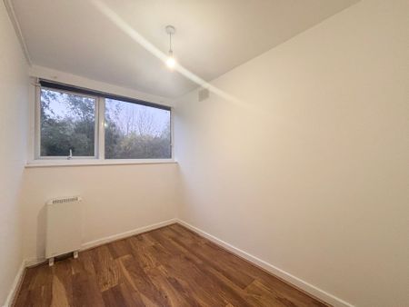 2 bed apartment to rent in Braemar Close, Coventry, CV2 - Photo 2