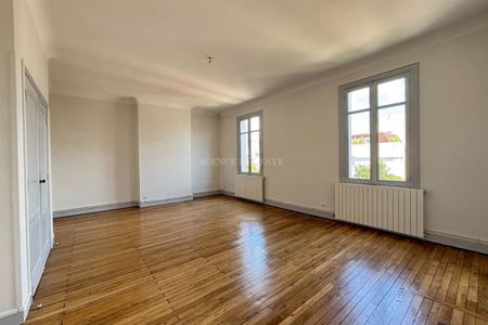 APPARTEMENT EN BON ÉTAT - TRÈS LUMINEUX & SANS VIS-AVIS - Photo 2