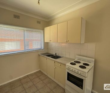 2/72 Kenny Street - Photo 1