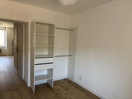 Location Appartement 2 pièces 36m² TAIN L HERMITAGE 26600 - Photo 3