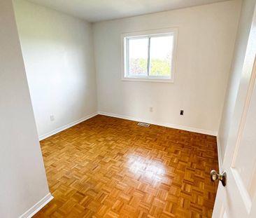 For Lease - 361 Gaston Place, Newmarket, Ontario - Photo 4