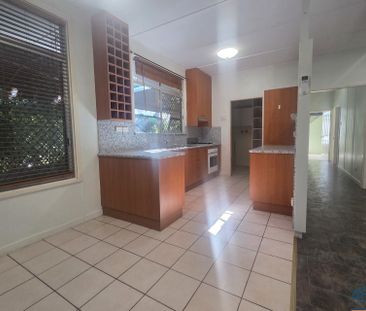 Oasis on Opal St - Photo 6