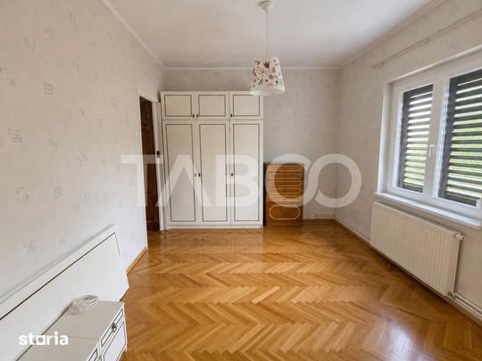 Apartament la casa de inchiriat 3 camere zona Sub Arini din Sibiu - Photo 1