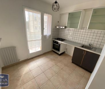 Location Appartement 2 pièces 48m² TOULON 83200 - Photo 2