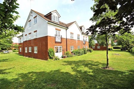 Kingsway, Woking, Surrey, GU21 - Photo 3