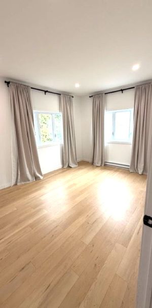 Grand Appartement 4 ½ à Louer – Rénové A - Photo 1