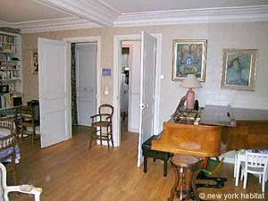 Logement à Paris, Location meublée - Photo 3