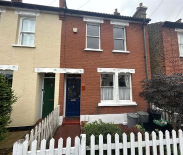 2 bedroom semi-detached house to rent - Photo 4