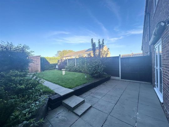 3 bedroom terraced house to rent - Photo 1