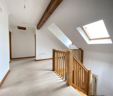 4 bed link detached house to rent, Hereford, HR1 - Photo 1