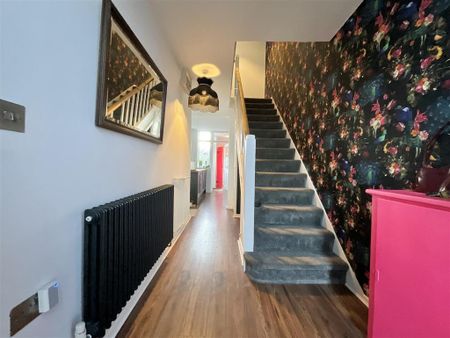 3 bedroom terraced house to rent - Photo 2