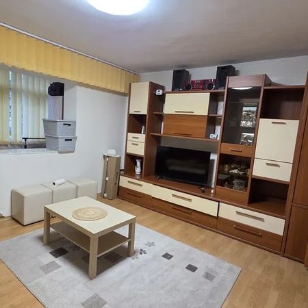 Apartament 2 camere, decomandat, zona Nicolina - Photo 4