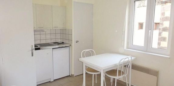 Location Appartement 1 pièce 13m² CLERMONT FERRAND 63000 - Photo 2