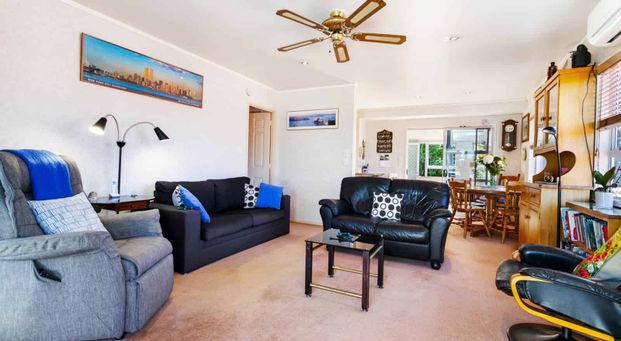 Stunning and Comfortable - Photo 1