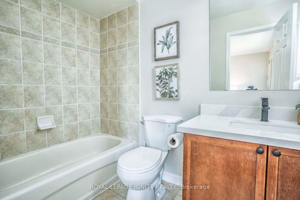 For Lease - 172 Kirkland Place, Whitby, Ontario - Photo 1