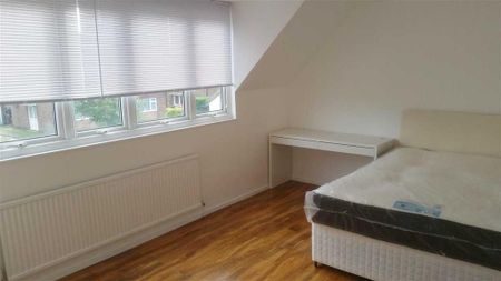 6 bedroom semi-detached house to rent - Photo 5