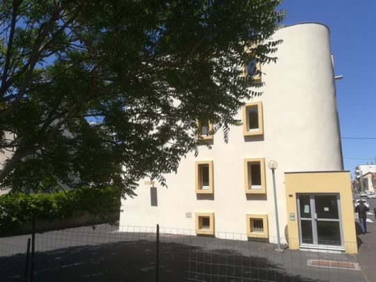 STUDIO - SECTEUR CHU - Photo 1