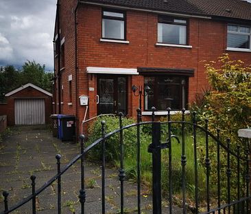 22 Ballygomartin Park, BT133NP, Belfast - Photo 4