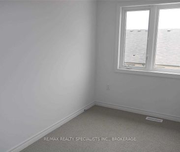 For Lease - 461 Blackburn Drive Unit# 33, Brantford, Ontario - Photo 4