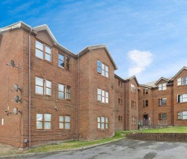 Wilton Hill Court, Redhill, RH1 - Photo 3