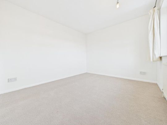 3 bedroom detached house to rent - Photo 1