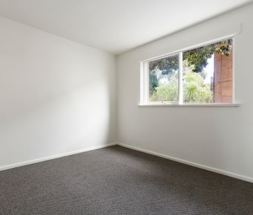 2/300 Ferrars Street, South Melbourne VIC 3205 - Apartment For Rent... - Photo 4