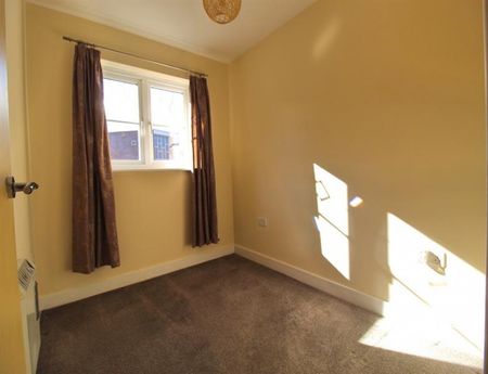 2 Bedroom Apartment Available Arranging tenancy - Photo 3