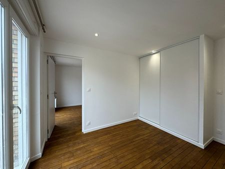 APPARTEMENT T2 RÉNOVÉ 35M² - REIMS CAPUCINS - Photo 2