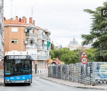 madrid, Community of Madrid 28011 - Photo 6
