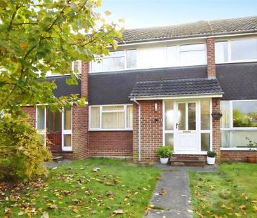 3 bedroom terraced house to rent - Photo 5